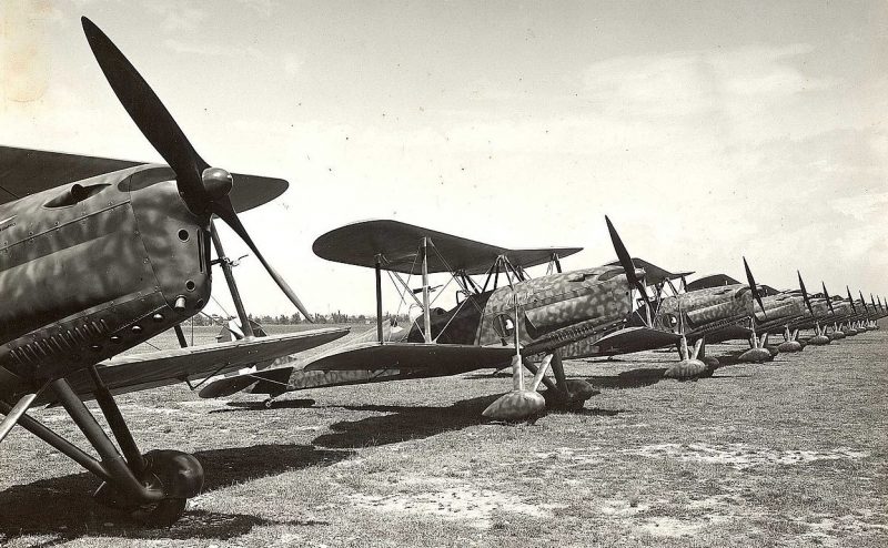 Учебно-тренировочные самолеты Caproni Ca.164. 1939 г.