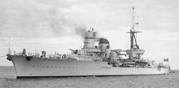 Крейсер класса «Раймондо Монтекукколи» на стоянке. 1938 г. 