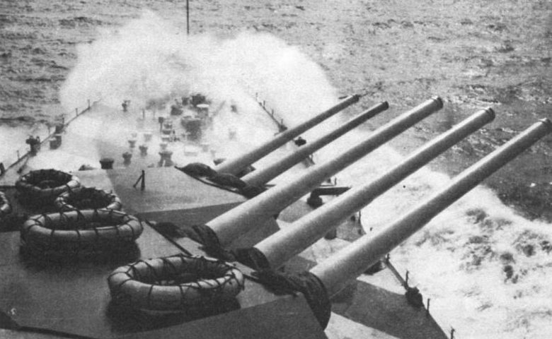 Носовые башни линкора «Витторио Венето». Мыс Матапан, 28 марта 1941 г. 