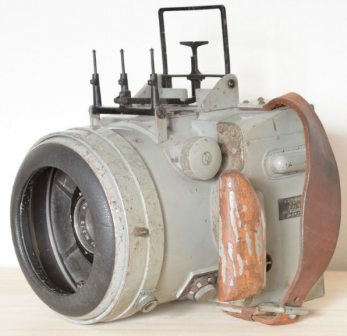 Армейская малая авиационная камера Туре 96 (SK-96) выпускалась фирмой NIKKO. F 1: 4,5 - 179,5 мм.