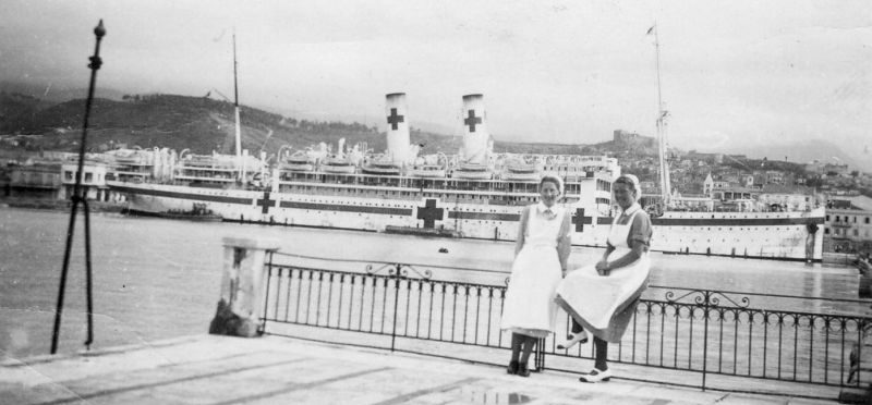 Плавучий госпиталь «Градиска» в греческом порту Патры. 1944 г. 