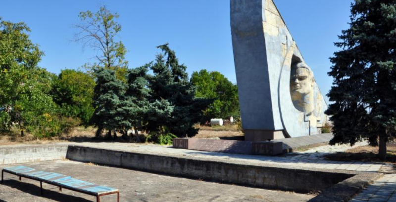 п. Верхний Рогачик. Мемориал советским воинам, погибшим в годы войны.