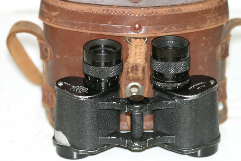 Полевой бинокль 6х24 с кожаным кофром выпускался компанией «Е. Krauss».