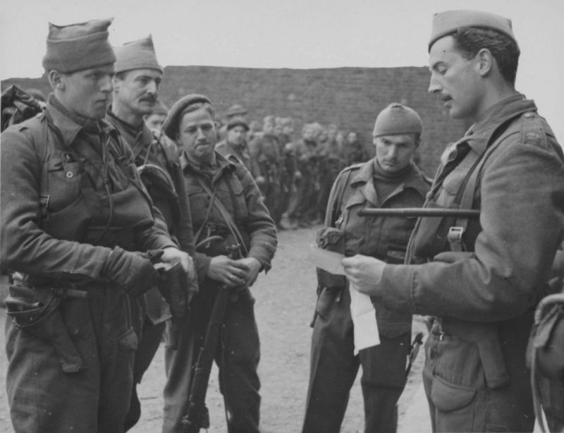 Коммандос перед рейдом на Булонь. 21 апреля 1942 г. 