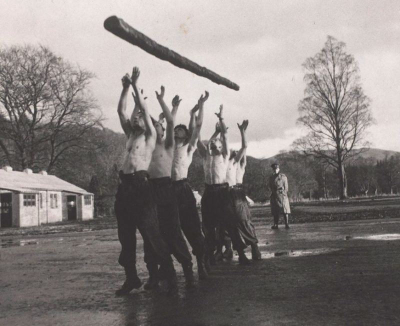 Центр базовой подготовки коммандос, Ачнакарри, графство Инвернесс, 1942 г.