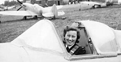 Джун Констанс Гаммер – пилот вспомогательной авиации.1944 г. 