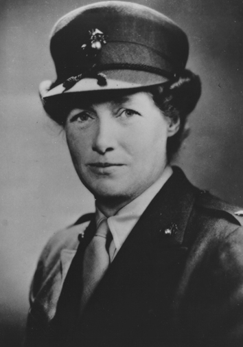 Рут Чейни Streeter - первый директор Женского резерва Корпуса морской пехоты.