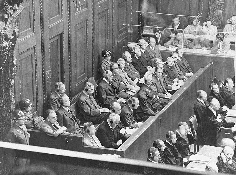 Подсудимые по делу IG Farben во время судебного заседания. 