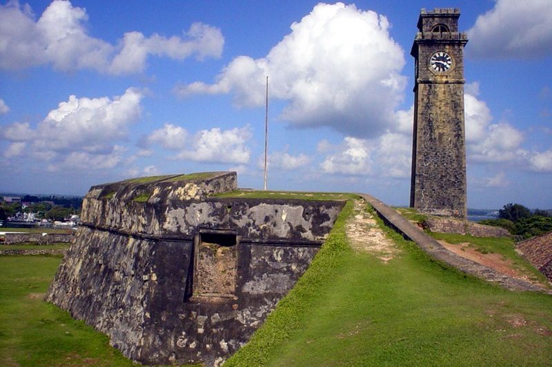 Часовая башня форта.