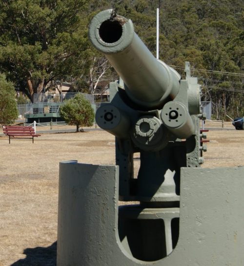 6-дюймовое орудие форта.