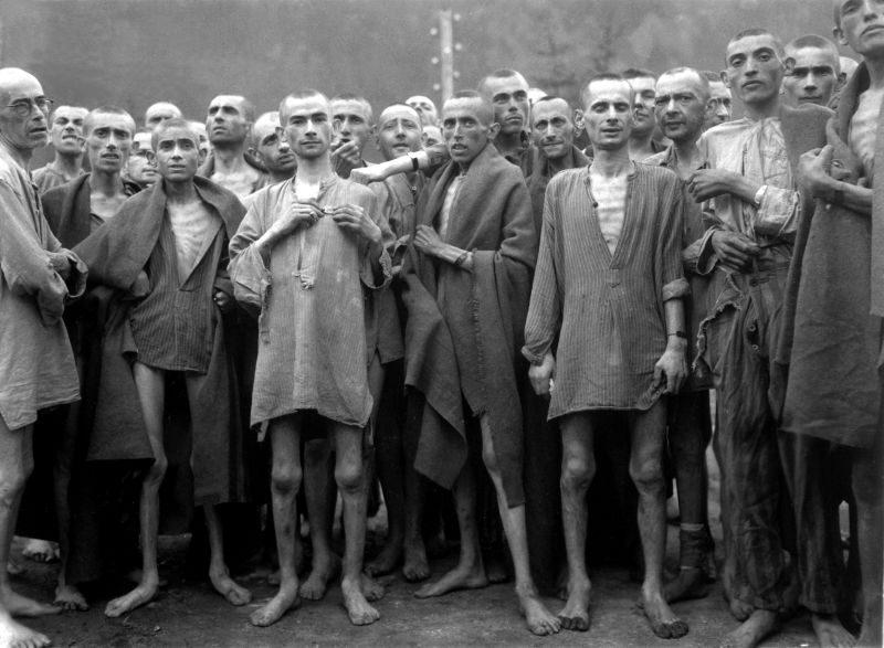 Освобожденные заключенные лагеря Эбензее. Май 1945 г. 
