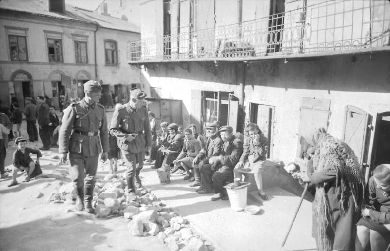 Базар в Люблинском гетто. Май 1941 г.