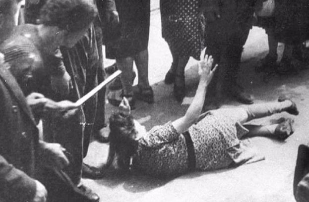 Издевательства над еврейскими женщинами. Львов, 30 июня 1941 г.