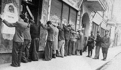 Арест евреев в Яссах. Июнь 1941 г. 