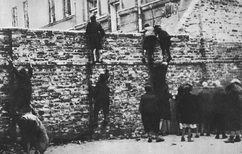 Варшавское гетто. 1941 г.