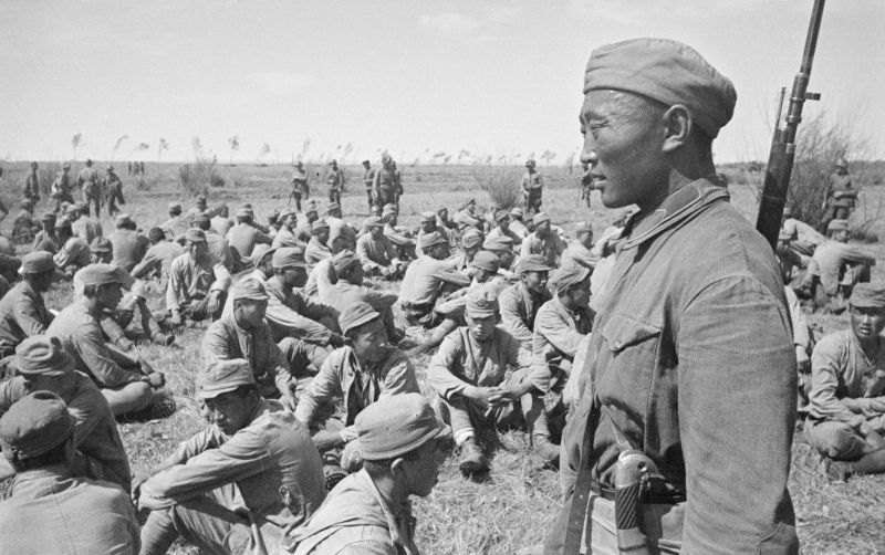 Пленные японцы в районе реки Халхин-Гол. Сентябрь 1939 г. 