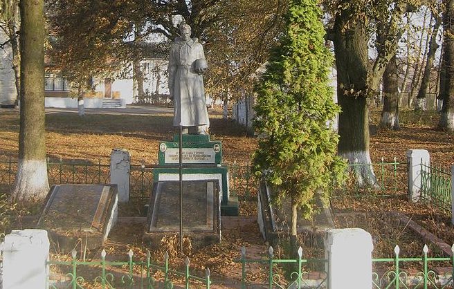  с. Волчья Гора Хмельницкого р-на. Братская могила советских воинов.