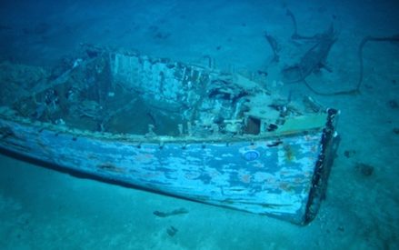 Останки одной из 35-футовых моторных лодок «Сиднея». 