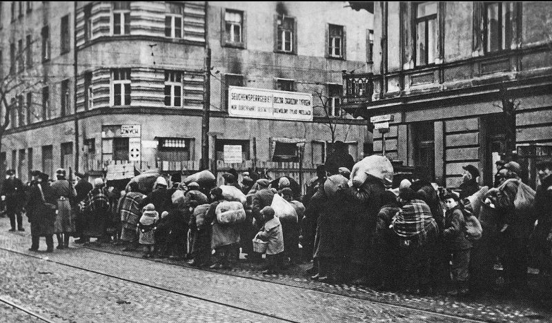 Депортация евреев из Варшавского гетто. 1942 г.