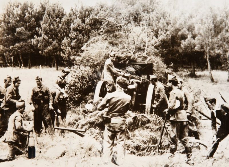 Республиканские бойцы. 1936 г.