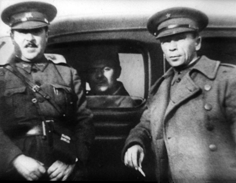 Генерал Лукач (Мате Залка) и советский военный советник П.И. Батов в Испании. 1936 г.