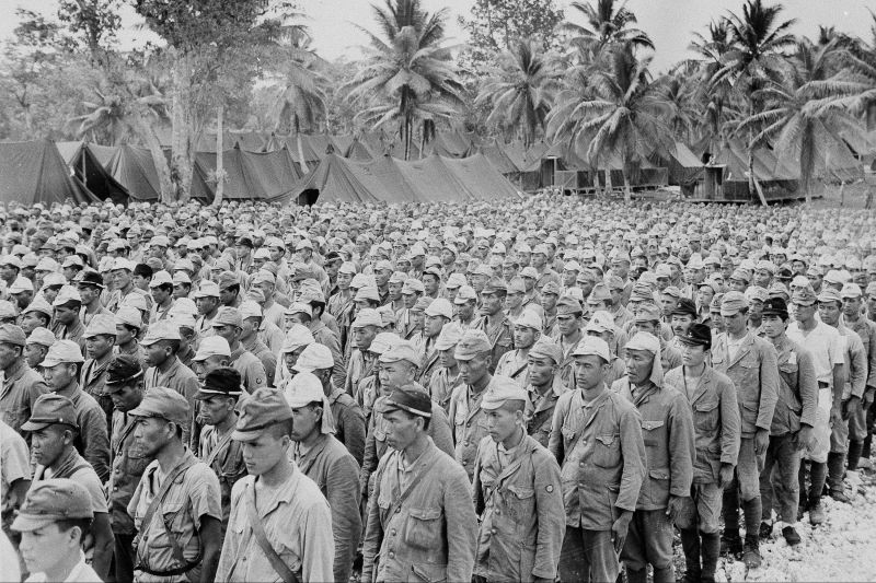 Японские военнопленные на Гуаме. Сентябрь 1945 г. 