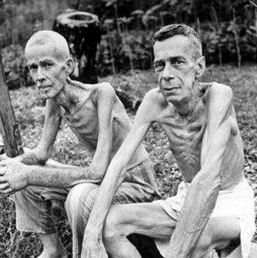 Заключенные тюрьмы Чанги в Сингапуре. 1944 г.
