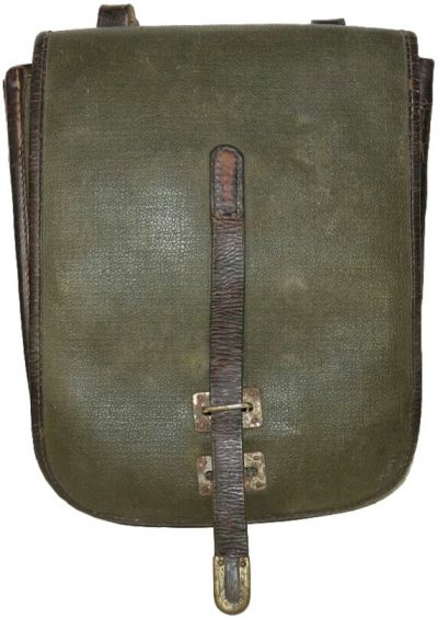 Кирзовая полевая сумка РККА образца 1940 года. Выпускалась в 1940-1941 годах.