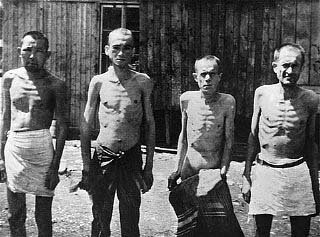 Военнопленные союзники, освобожденные из тюрьмы Чанги в Сингапуре. Сентябрь 1945 г. 