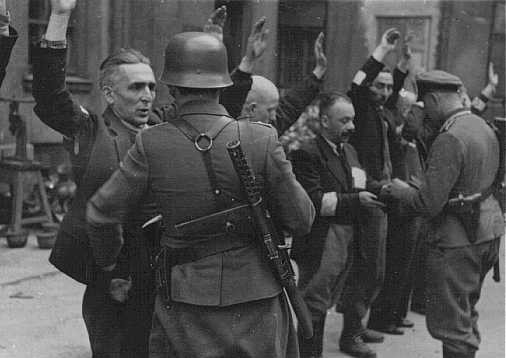 Восстание в Варшавском гетто. Апрель-май 1943 г. 