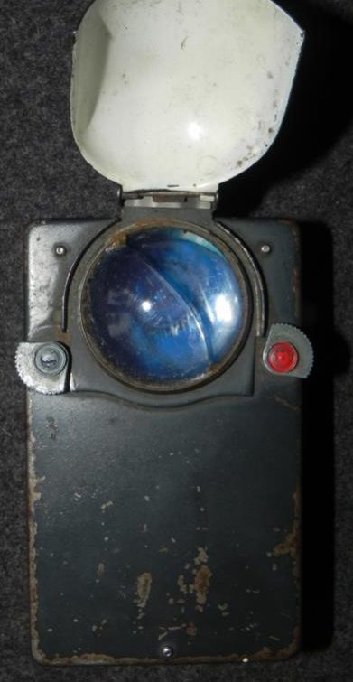 Сигнальный батарейный фонарь «Werkzeuge-Maschinen Sammetinger».