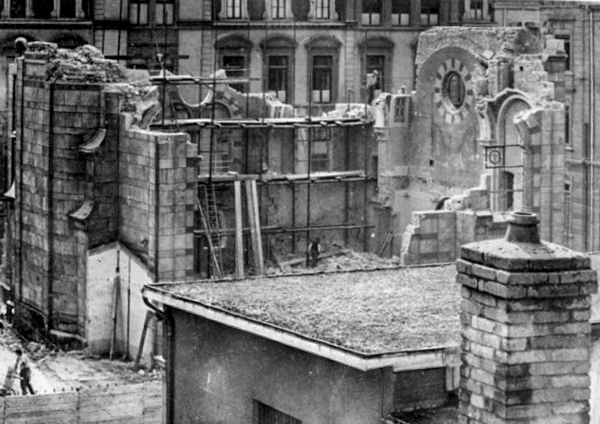 Разрушенная синагога в Люксембурге. 1943 г. 