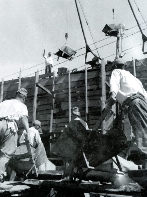 Строительство японскими военнопленными моста в Иркутской области. 1950 г.