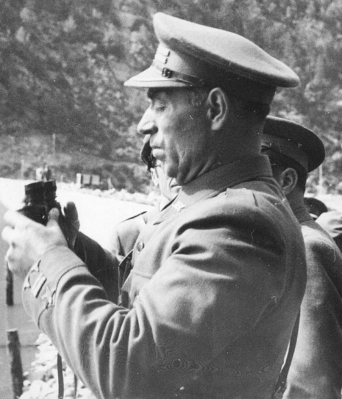 Антонио Бельтран Касанья, командующий 43-го дивизиона Республиканской дивизии в Бьелсе. Январь 1938 г.