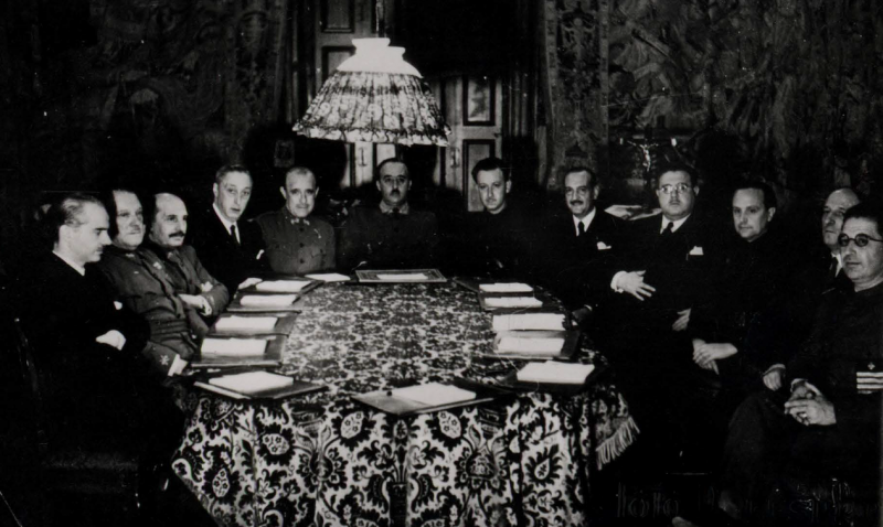 Первый совет министров правительства Франсиско Франко в Бургосе. 1938 г.