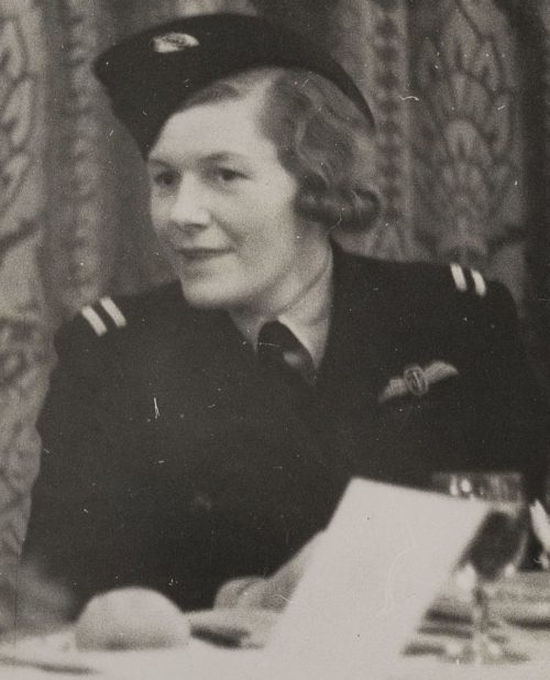 Полин Гауэр, 1940 г.