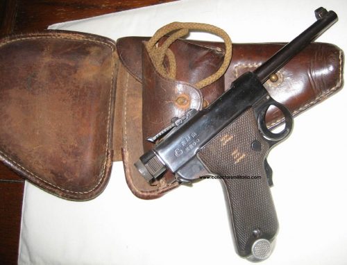 Кожаная кобура для пистолета Nambu Туре 94 и плечевой ремень.