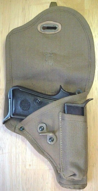 Брезентовая кобура для пистолета Beretta М-1934/1935.