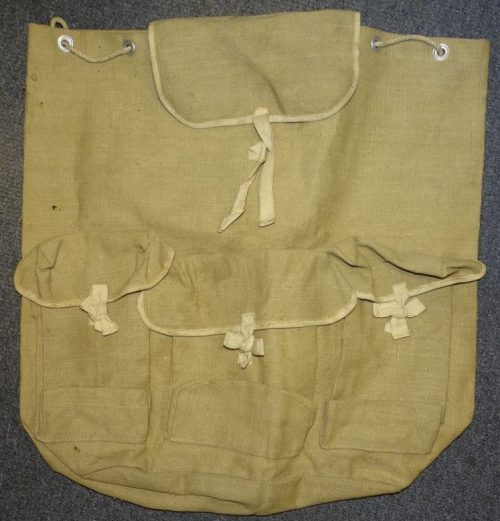 Казарменная сумка пехотинца.