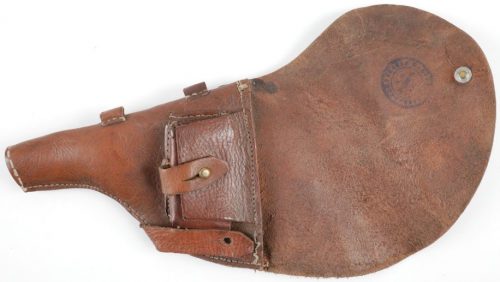 Кожаная кобура к револьверу Наган образца 1895 года.