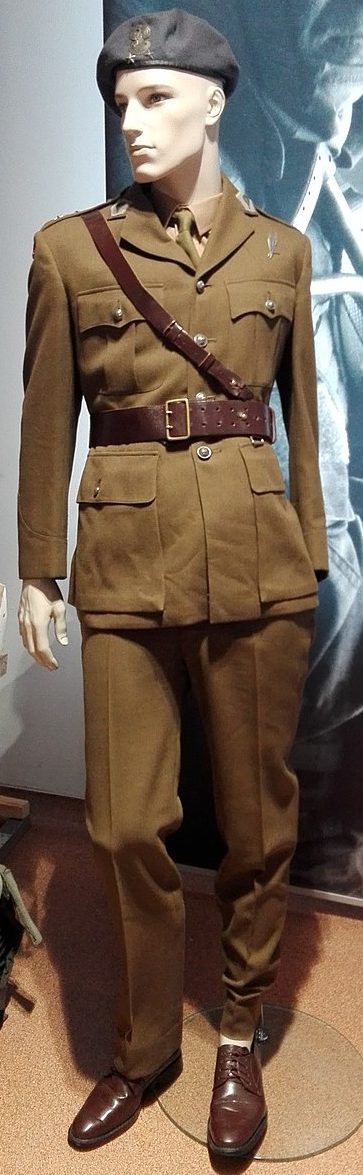 Английская служебная униформа десантника.