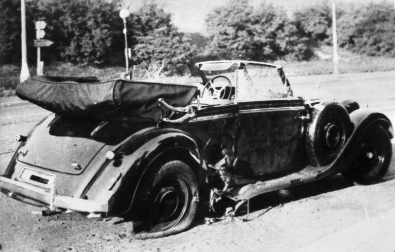 Автомобиль, в котором был убит Рейнхард Гейдрих. 