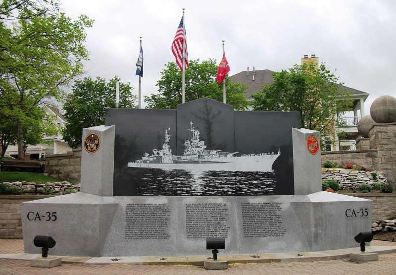 Мемориал USS Indianapolis (CA-35), Индианаполис, Индиана.
