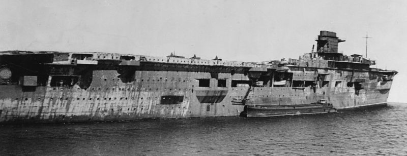 Авианосец «Graf Zeppelin» в Свинемюнде. 5 апреля 1947 г.