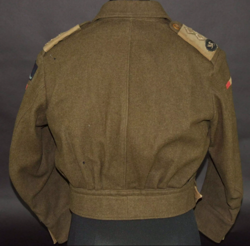Куртка для спецслужб, поставляемая американцами в 1943 году.
