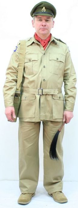 Летняя униформа офицера связи экспедиционных войск в Африке. 