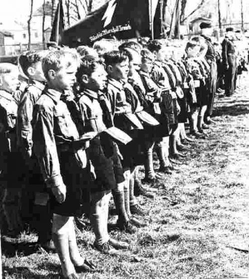Летний лагерь Гитлерюгенд. 1933 г.
