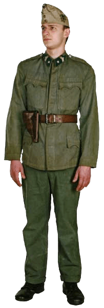 Сержант венгерской армии в летней униформе.