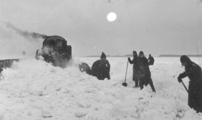 Русский снег. 1942 г. 