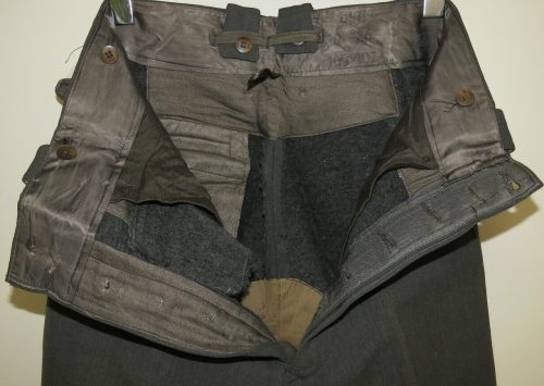Китель и брюки Waffen-SS.
